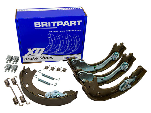 LR031947 - AXLE KIT - BRAKE SHOES AND LININGS