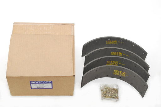 AAU8469 - BRAKE LINING A SET 6 CYL