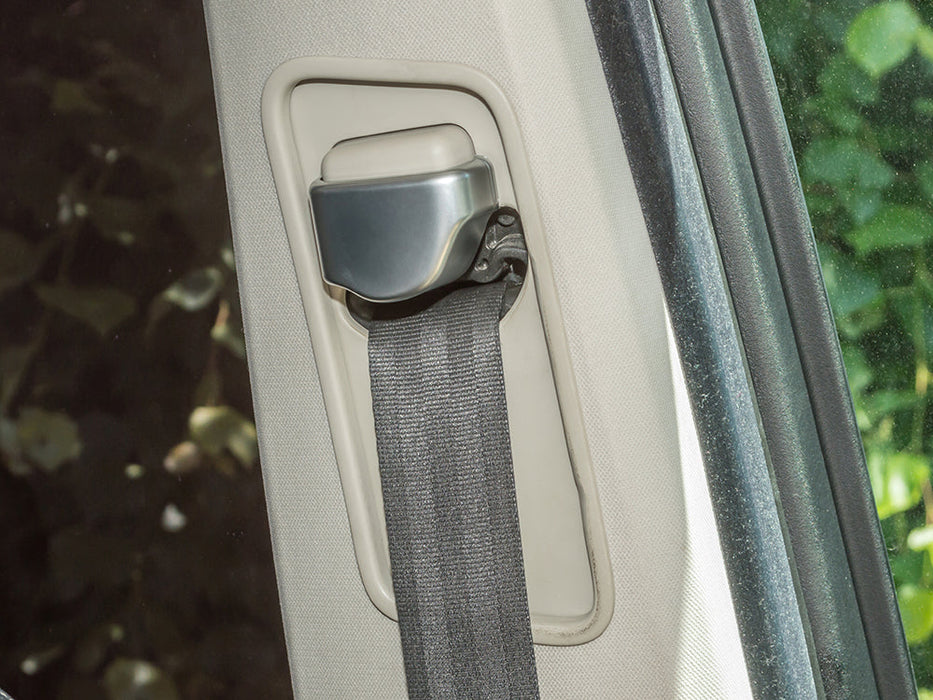 DA1493 - FRONT SAFETY BELT COVER TRIM - D4