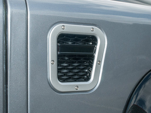 DA1971 - XS RH INTAKE GRILL SILVER WITH BLACK MESH - DEF