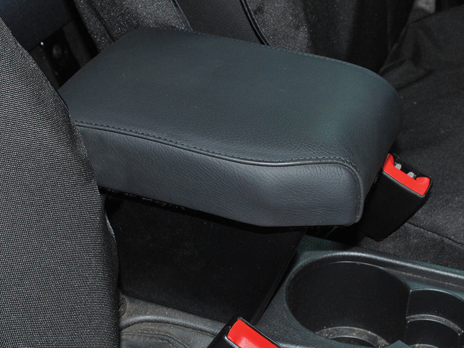 DA5101 - FREELANDER 2 ARMREST - RHD