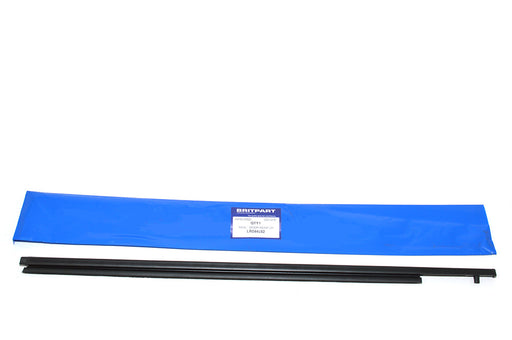 LR044652 - SEAL - DOOR REAR LH