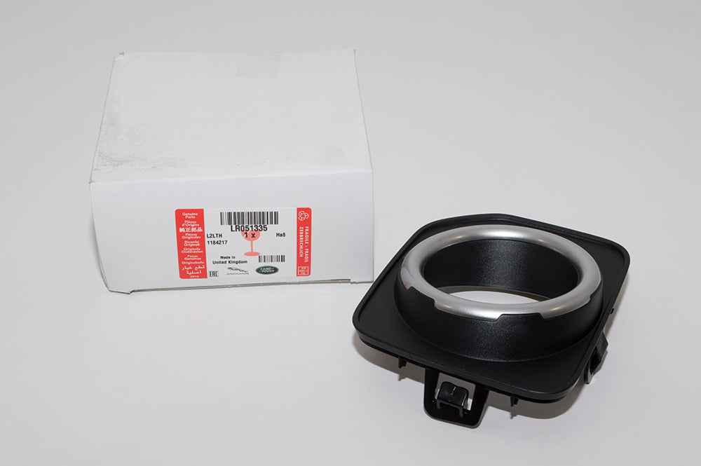 LR051335LR - BEZEL-FOG LAMP